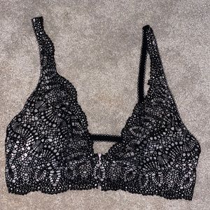 Victoria’s Secret front clasp bralette